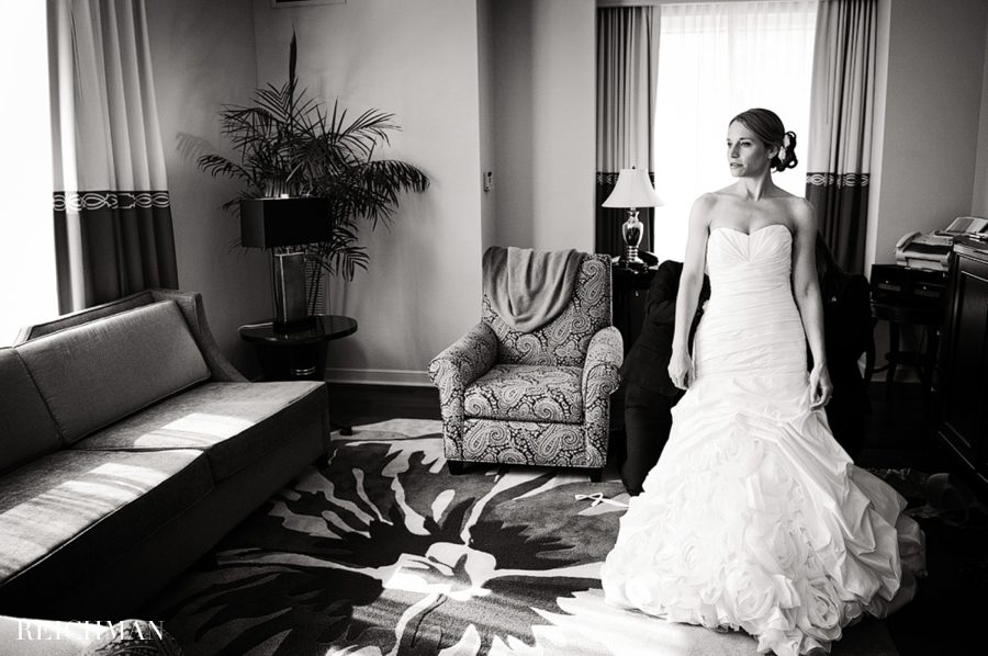 Bride getting ready at the Hotel Intercontinental Buckhead