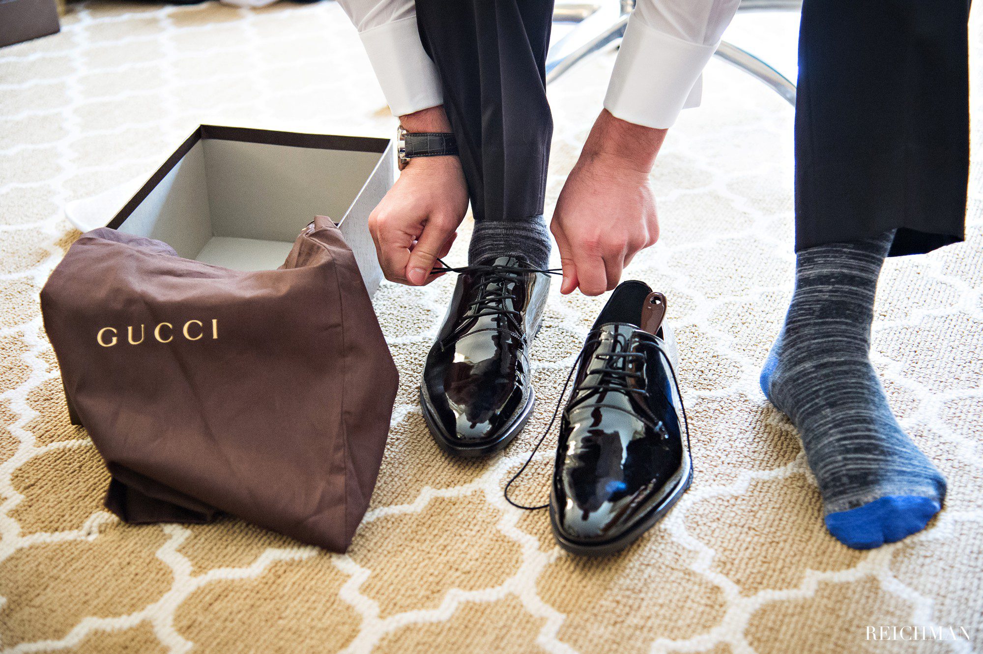 1-16-groom-with-gucci-shoes